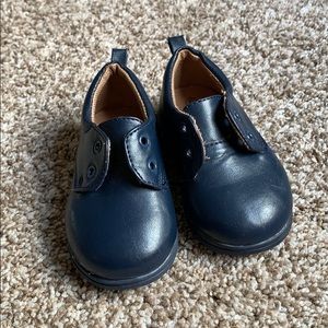 Tendertoes vegan leather dress shoes